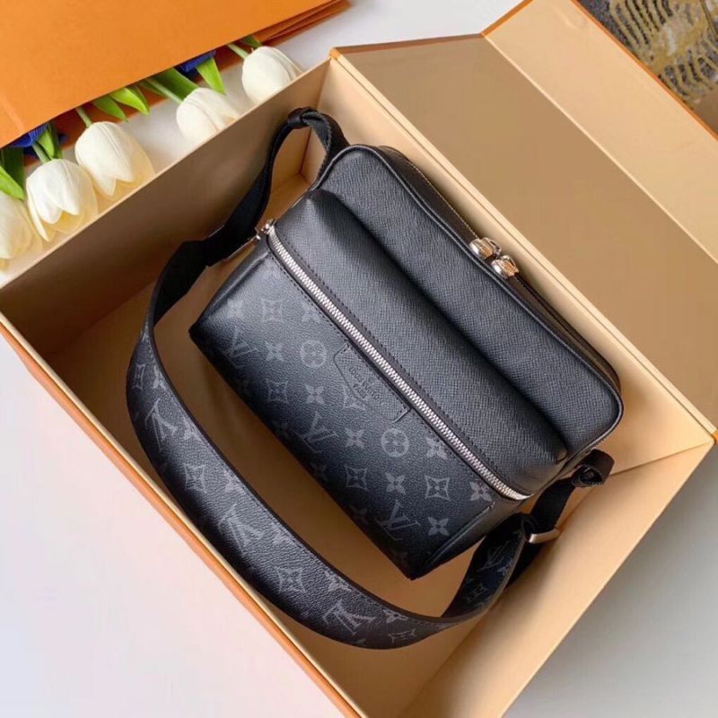 Outdoor Messenger Taiga M30233