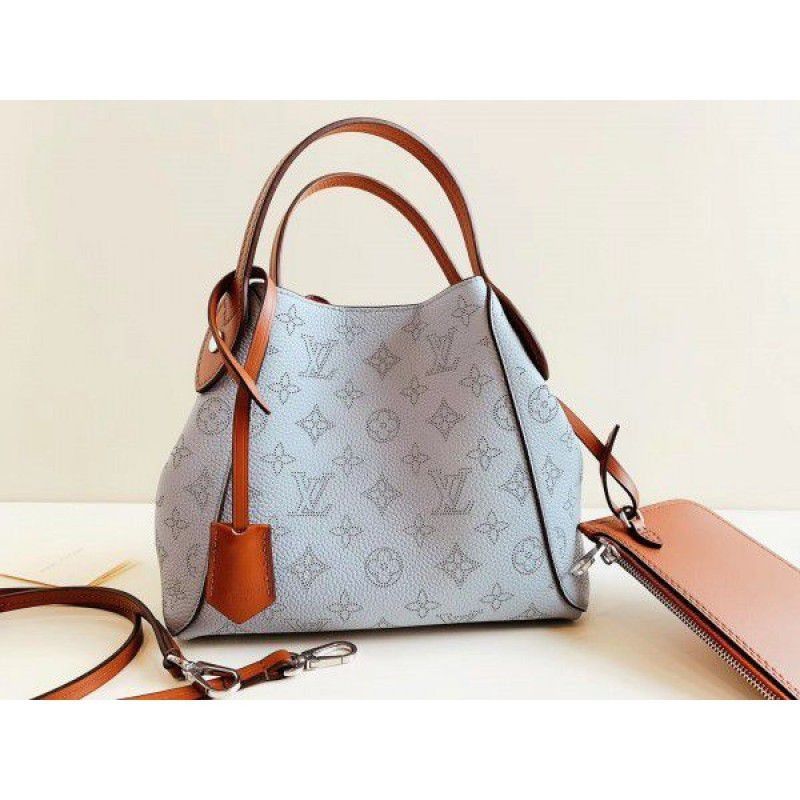 Hina PM Bag Mahina Leather M52975